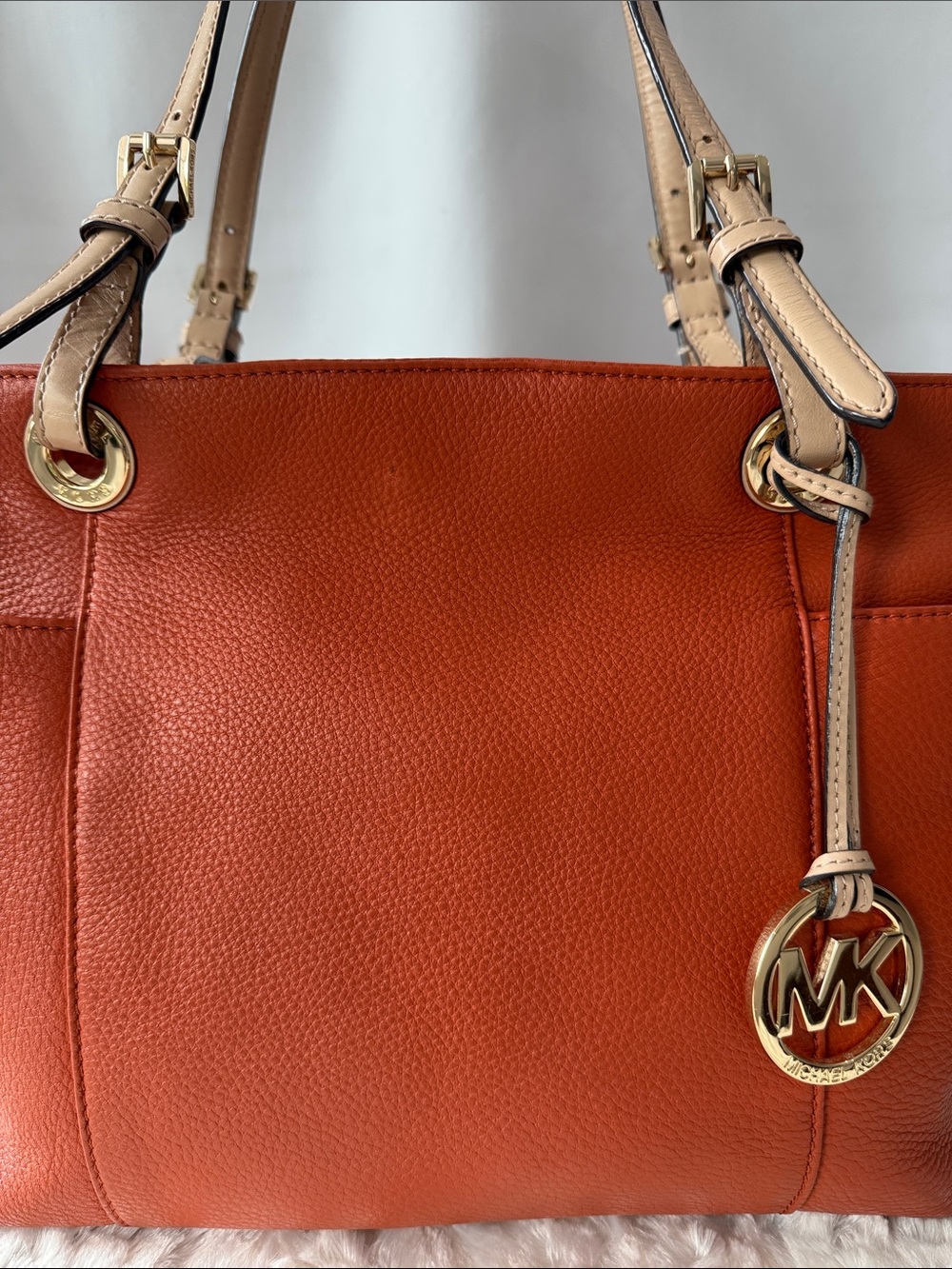 Michael Kors Jet Set Burnt Orange Leather with Contrast Handles - Picture 3 of 13